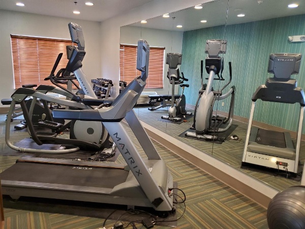 Holiday Inn Express Hotel & Suites Mattoon image 4